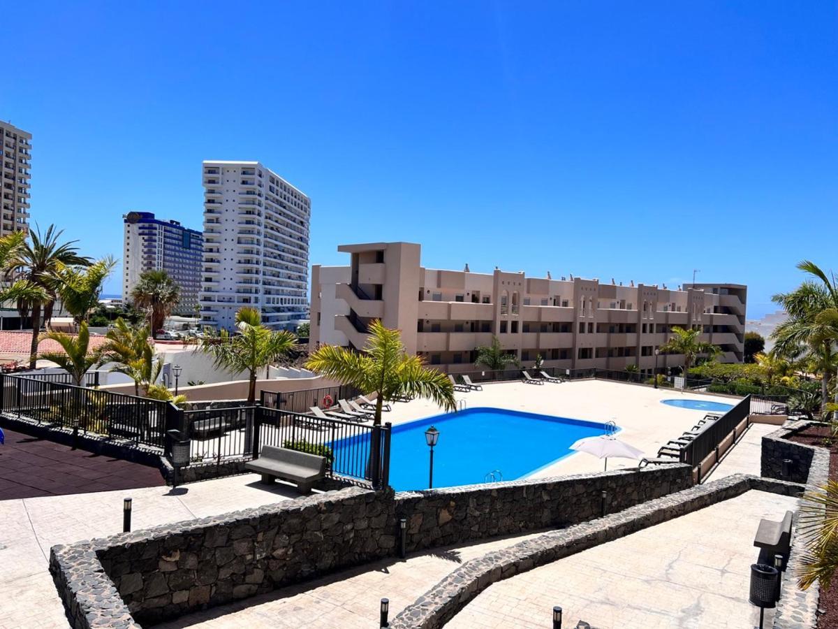 Seaview Paradise Hard Rock Apartment Адехе Екстер'єр фото